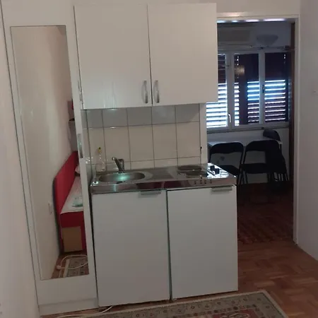 ゲストハウス Jasna2 Baška Voda